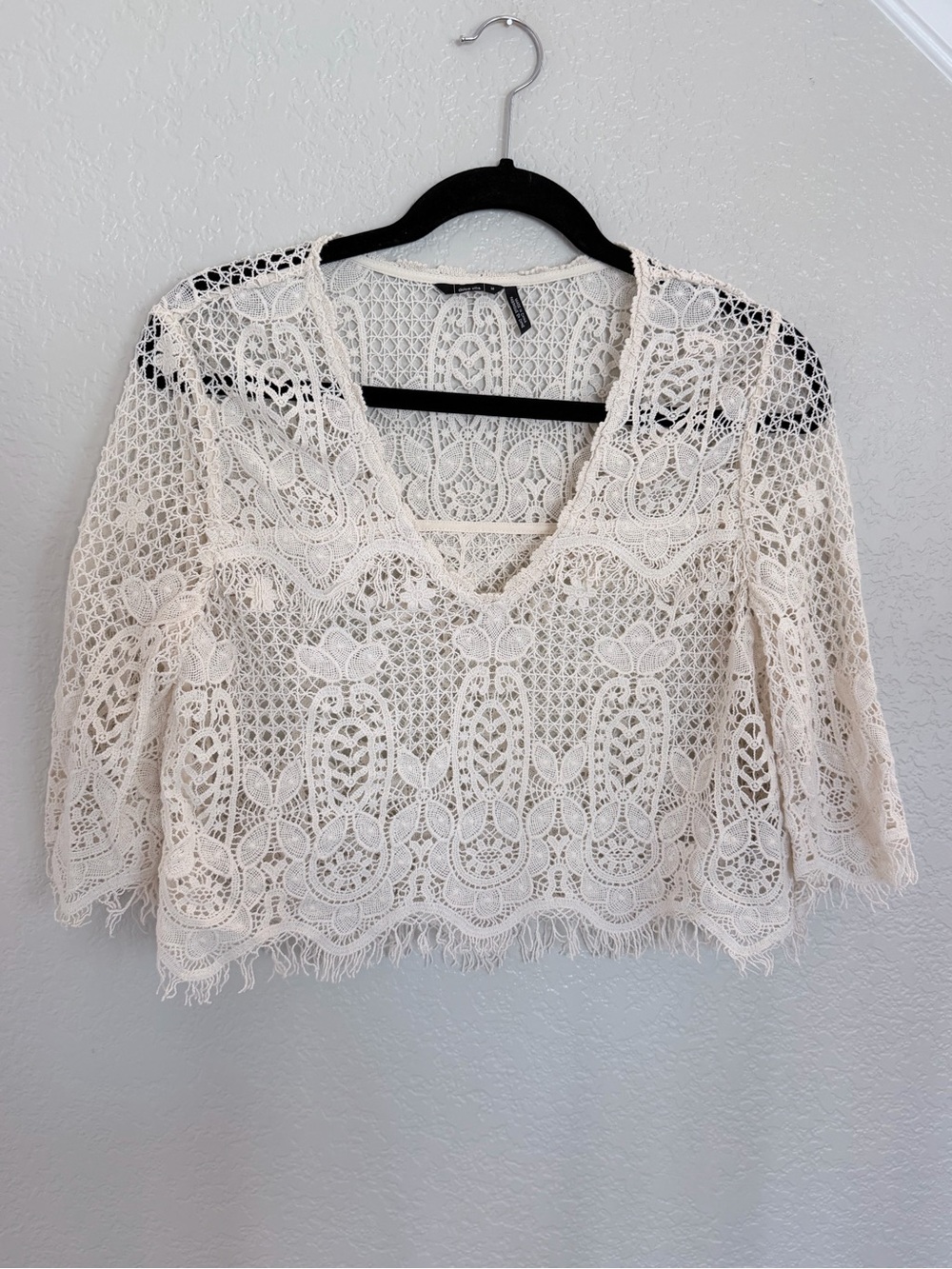 Dolce Vita Cream Crochet Lace Fringe Crop Top Size M